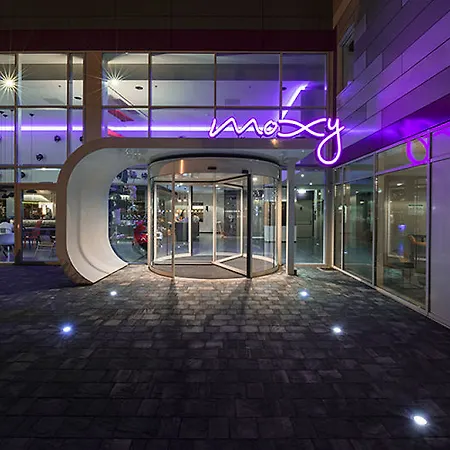 Moxy Ostbahnhof