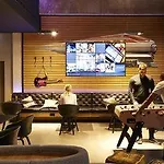 Moxy Ostbahnhof 4* Berlim