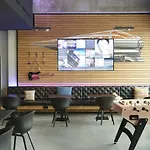 Moxy Ostbahnhof Berlim