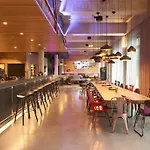 Moxy Ostbahnhof Berlim