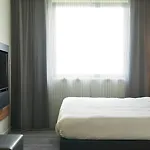 Moxy Ostbahnhof 4* Berlin