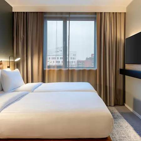 Moxy Ostbahnhof Берлин