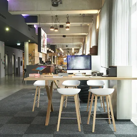 Moxy Ostbahnhof Отель 3*