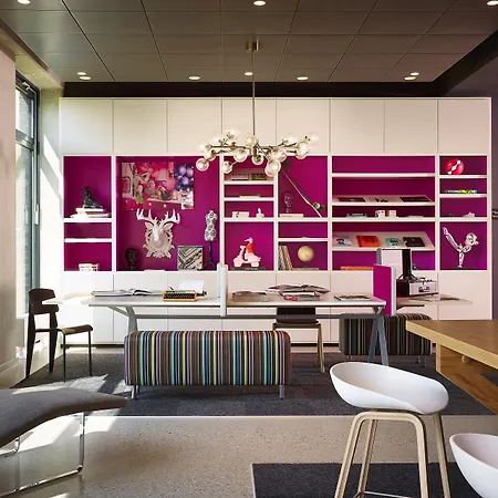 Moxy Ostbahnhof Hotel