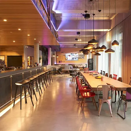 Moxy Ostbahnhof Берлин