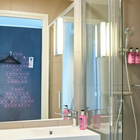 Hotel Moxy Ostbahnhof Berlin